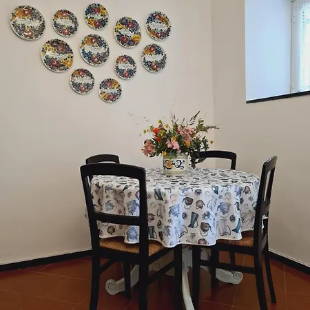 Il Borgo Di Ra * San Salvatore (Genoa)